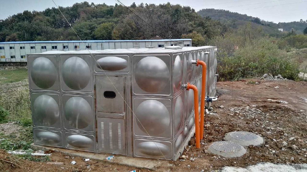 箱泵一體化水箱